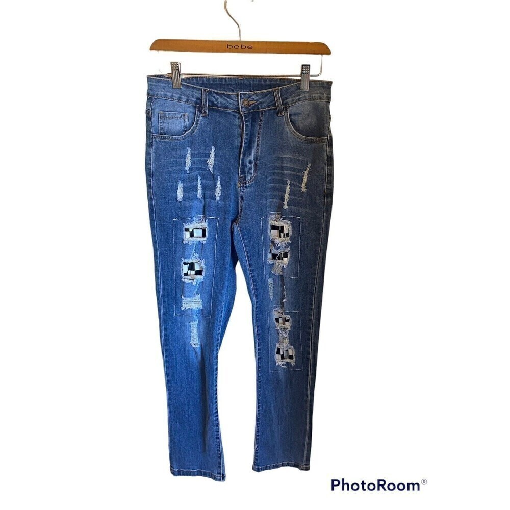 Destressed denim with check patches. Sz.M =8